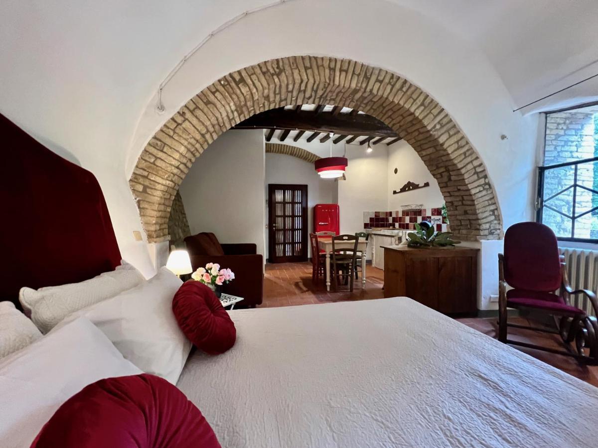 Le Fonti Di San Gimignano Apartment ภายนอก รูปภาพ