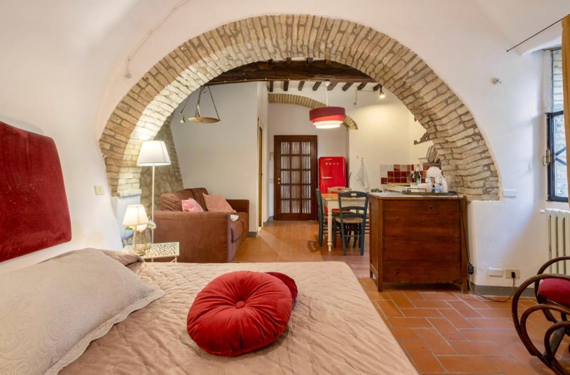 Le Fonti Di San Gimignano Apartment ภายนอก รูปภาพ